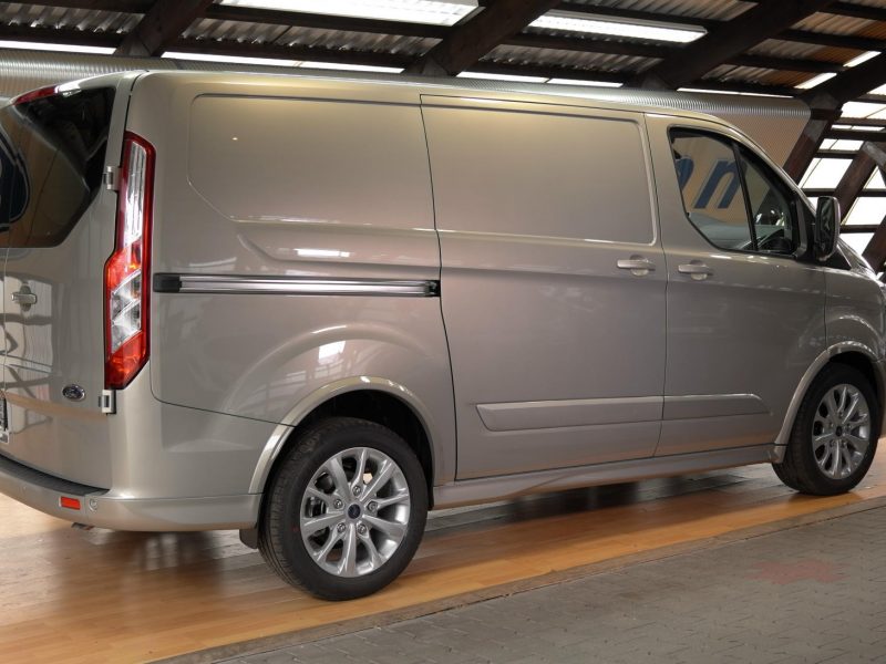Ford transit 18