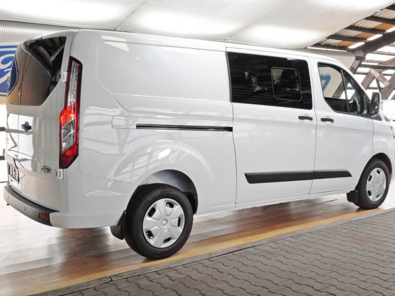 Ford Transit Custom 6 Sitzer